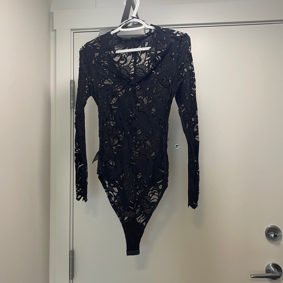 Never worn! Lace body suit - Picture 1 of 3